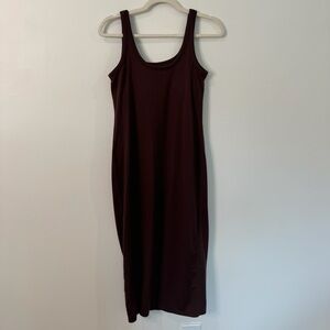 Vuori Halo Essential Dress